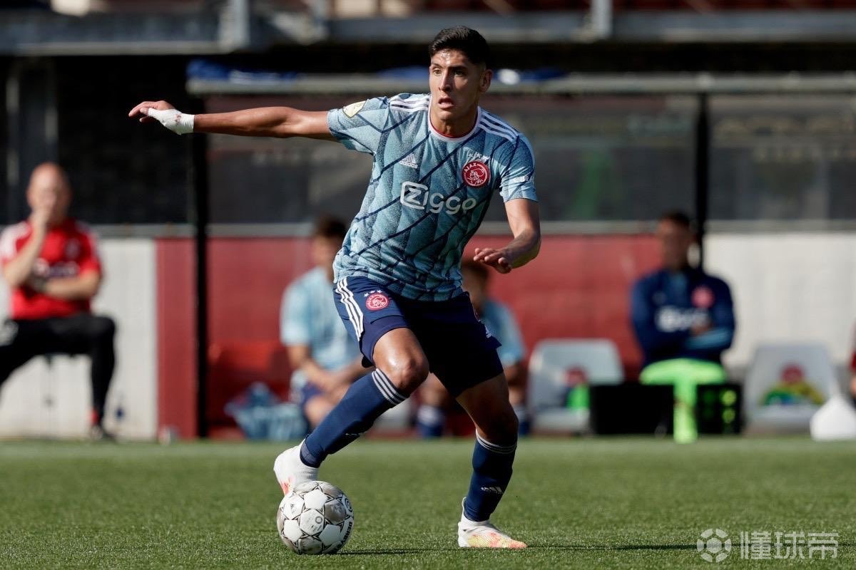 关于阿贾克斯集结日战术微调；志在英超名次提升；悬念犹存；细节决定成败的信息九游网站